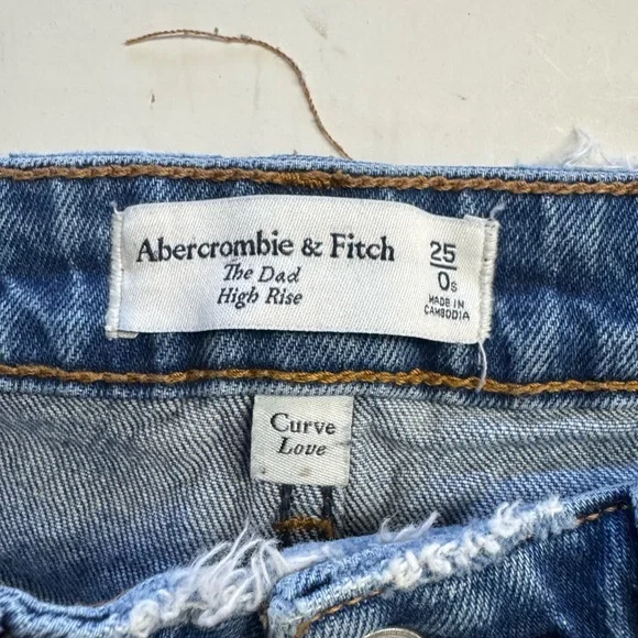 Abercrombie & Fitch The Dad High Rise Jeans Curve Love Distressed Size 25/0 - Picture 3 of 6